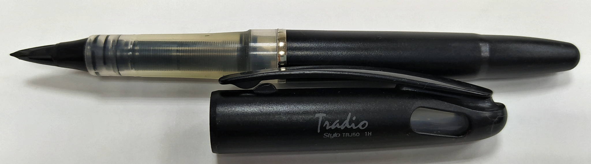Ручка  PENTEL Tradio,черная